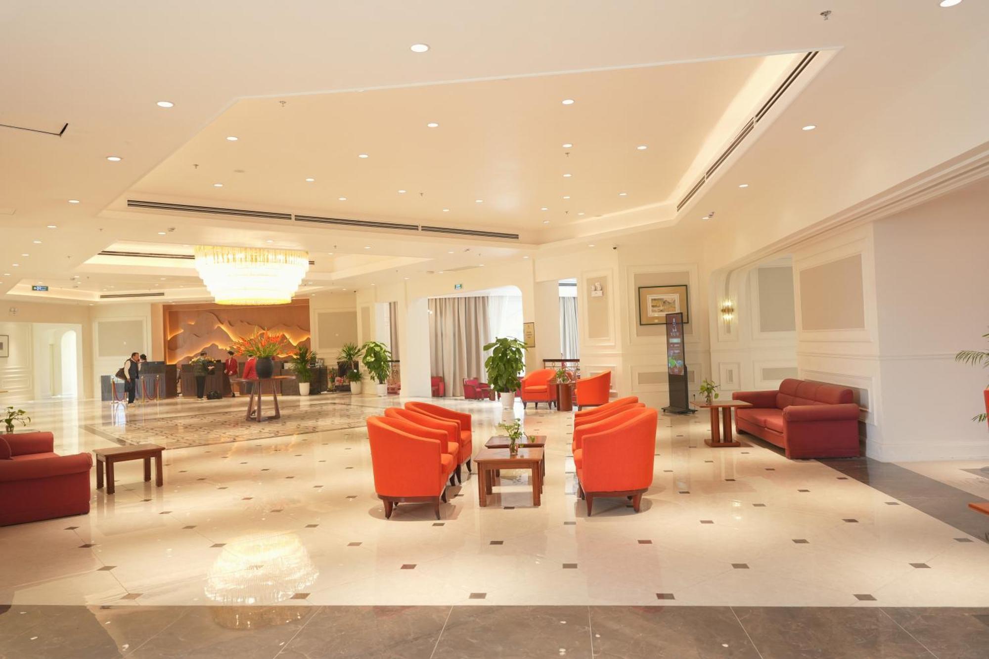 Legend Valley Hotel Ha Nam Phu Ly Екстер'єр фото