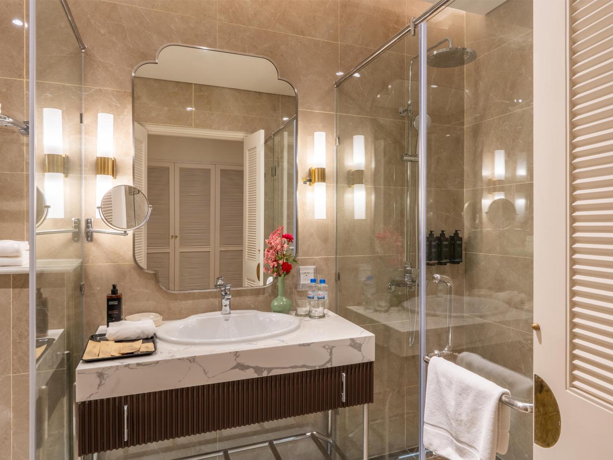 Legend Valley Hotel Ha Nam Phu Ly Екстер'єр фото